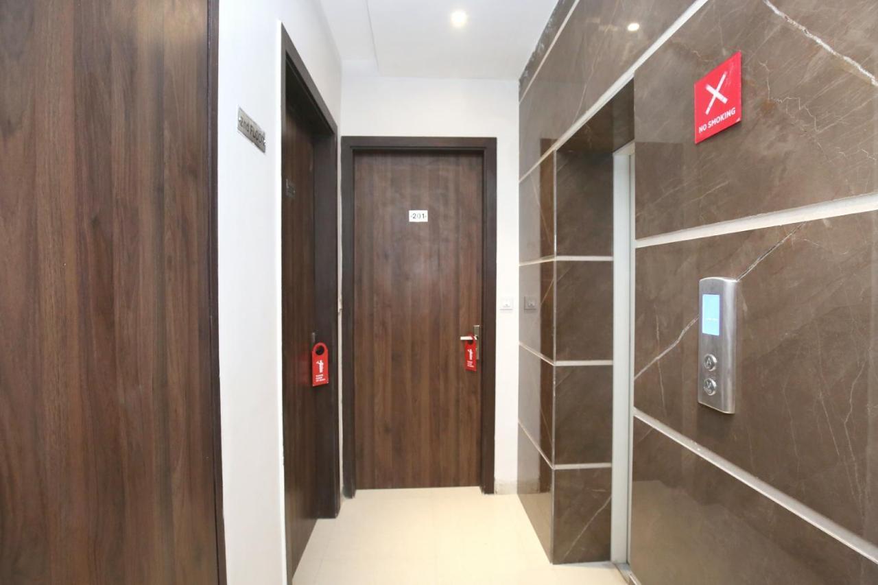 Oyo11680星星大酒店 阿姆利则 外观 照片